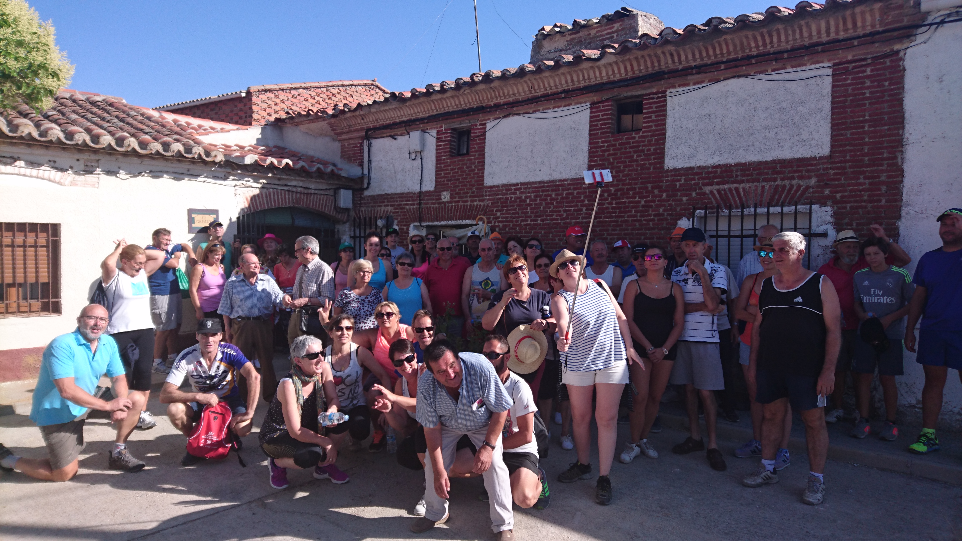 Bonito acto de Hermandad con los vecinos de Fontiveros